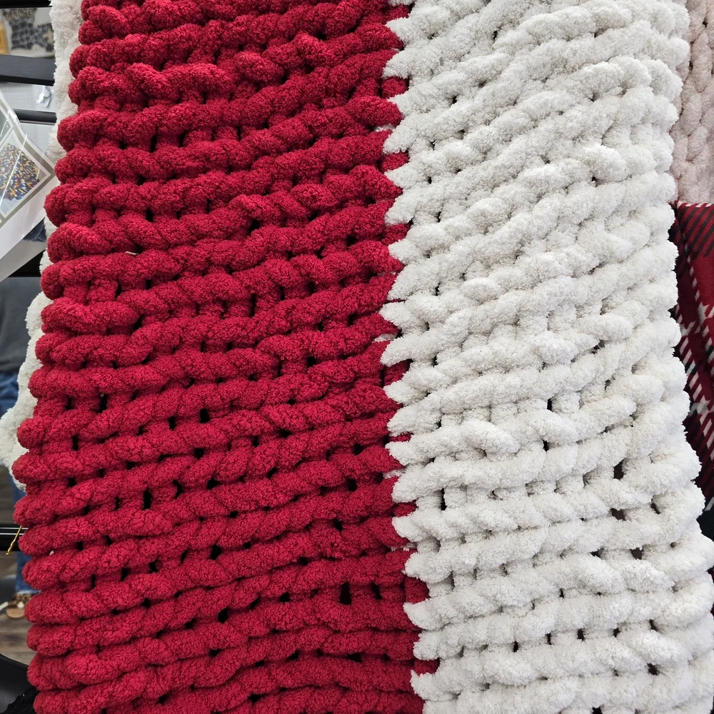 Cozy Knit Blanket - Red and White